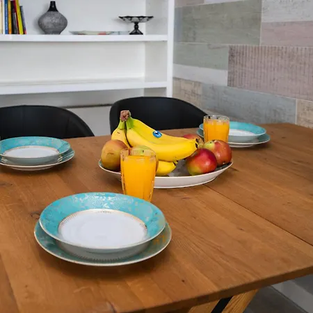 Modern In The Center