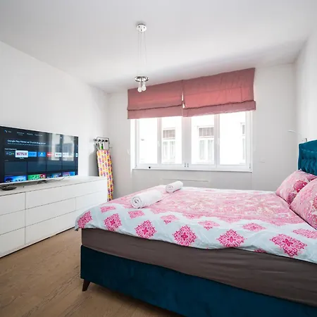 Modern In The Center Apartamento Saraievo