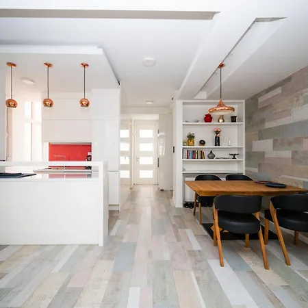 Apartment Modern In The Center